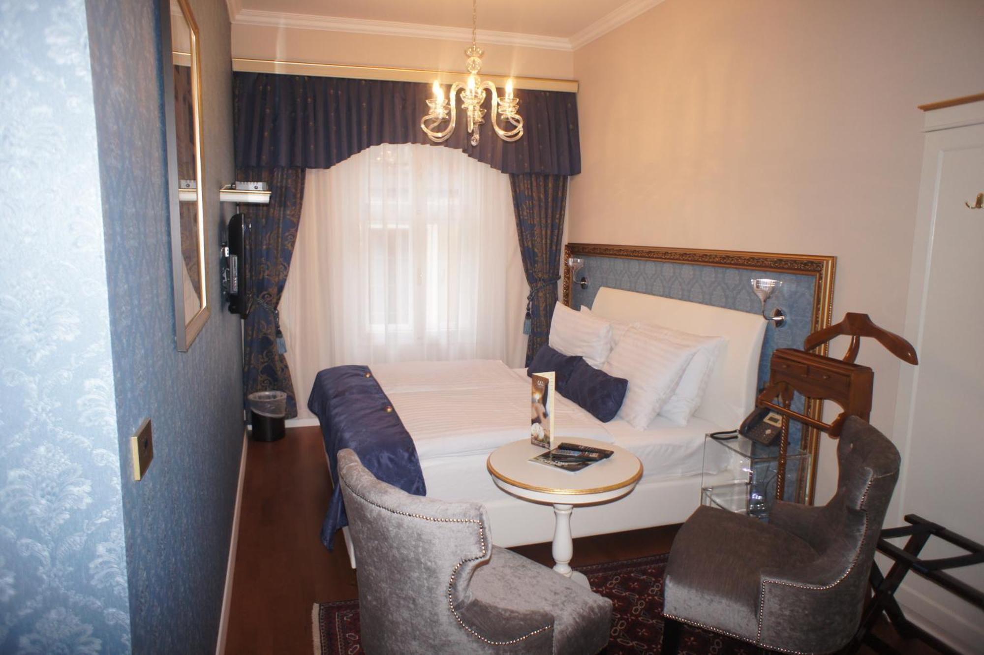 Hotel Actum Kranj Eksteriør billede