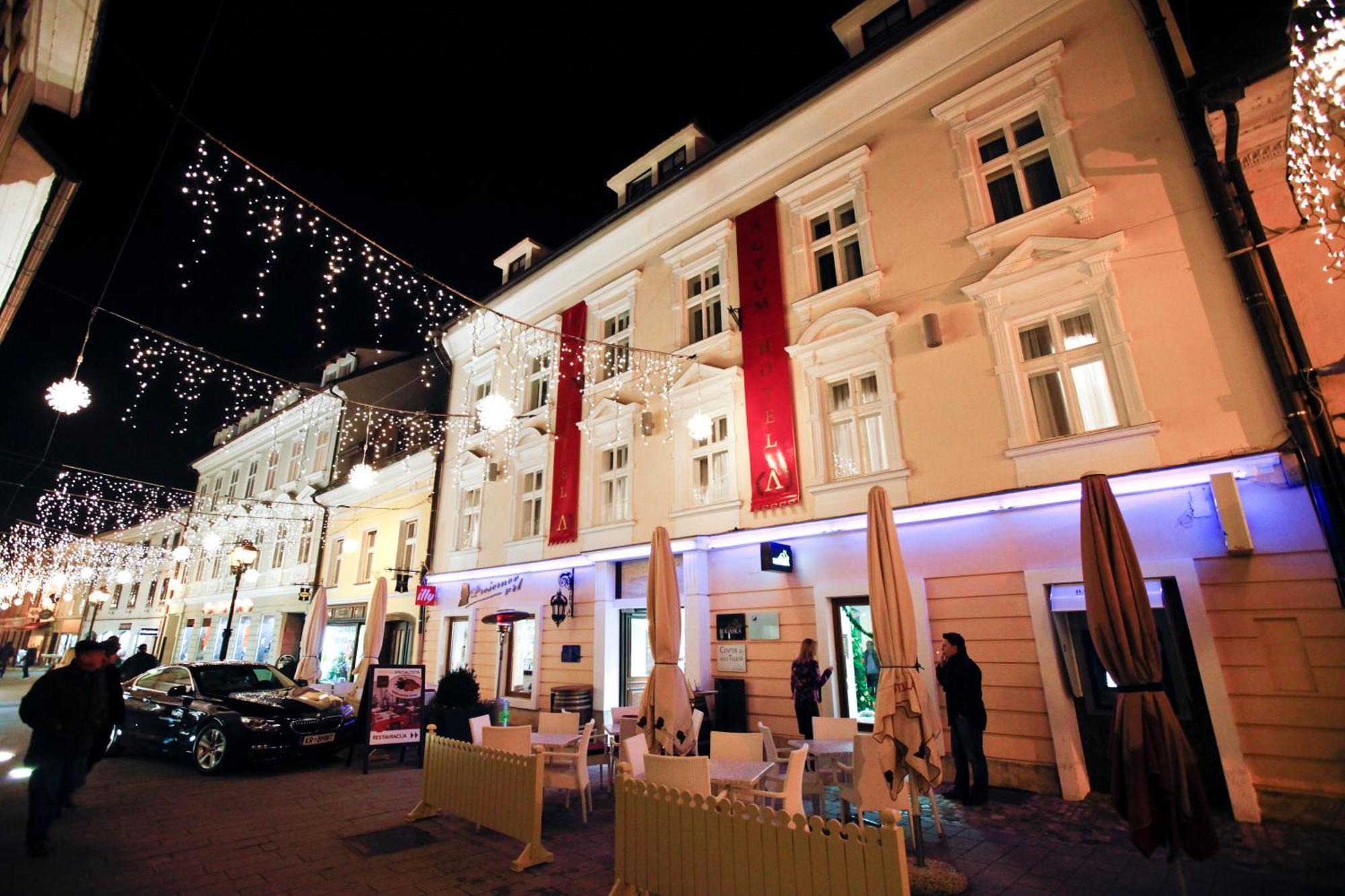 Hotel Actum Kranj Eksteriør billede